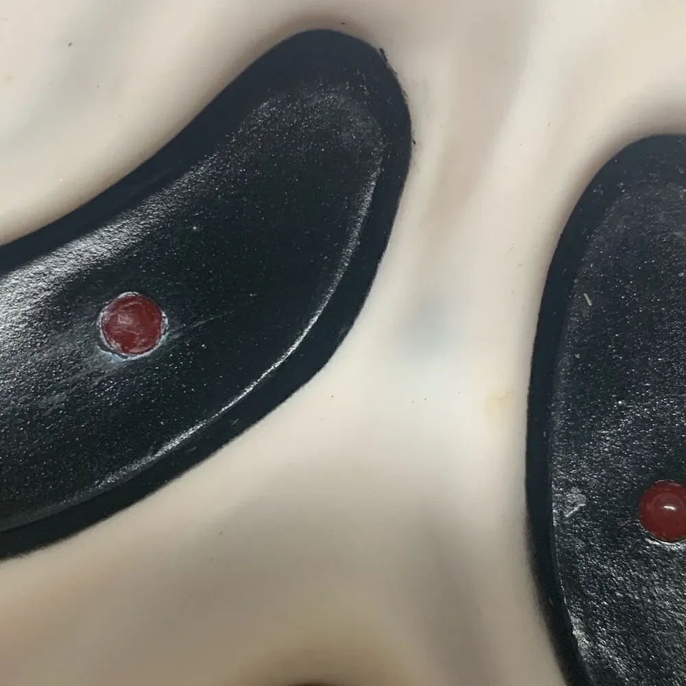 Easter Unlimited Scream Ghost face decoration